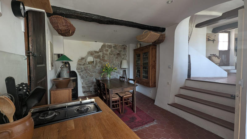 Maison - 98 m² - 4 pièces