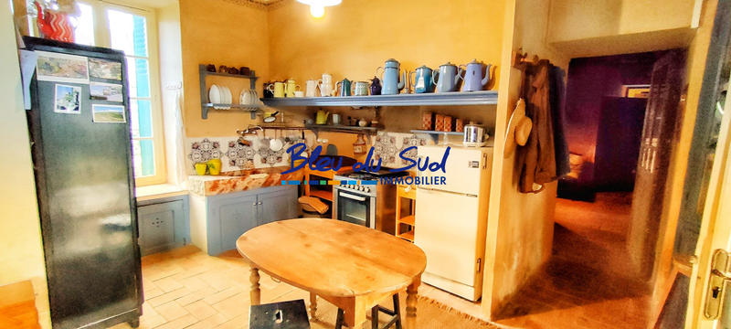 Mas - 341 m² - 6 pièces