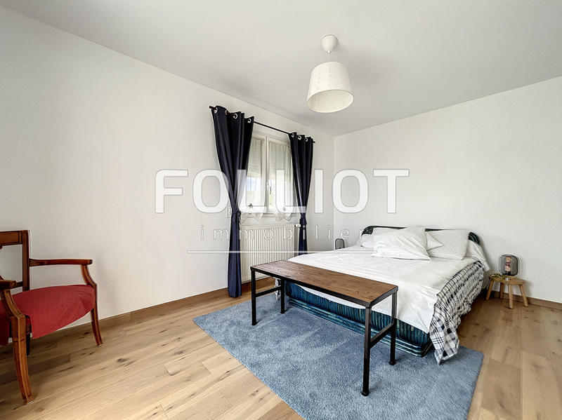 Maison - 180 m² - 6 pièces