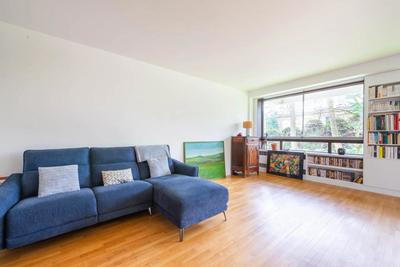 Appartement - 107 m² - 4 pièces