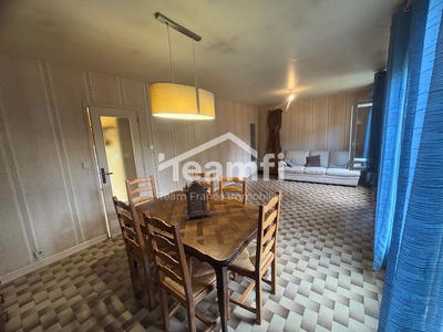 Maison - 81 m² - 4 pièces