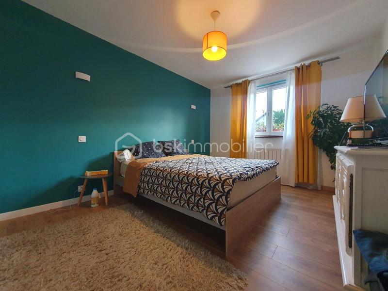 Maison - 96 m² - 4 pièces