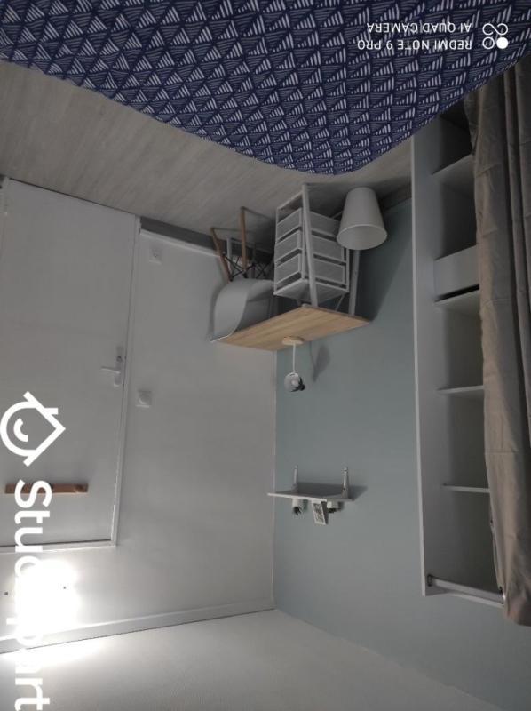 Chambre - 9 m² - 1 pièce