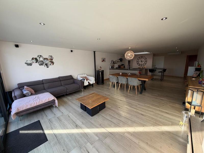 Maison - 115 m² - 4 pièces
