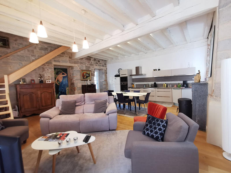 Maison - 93 m² - 4 pièces