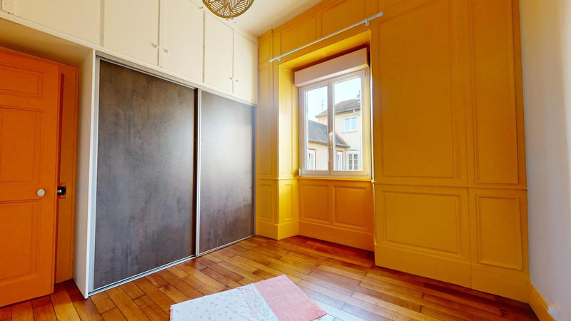 Appartement - 106 m² - 4 pièces