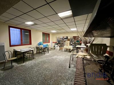 Maison - 266 m² - 6 pièces