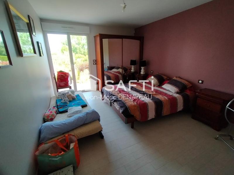 Maison - 448 m² - 9 pièces