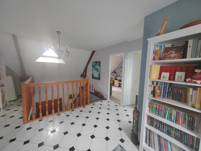 Maison - 140 m² - 6 pièces