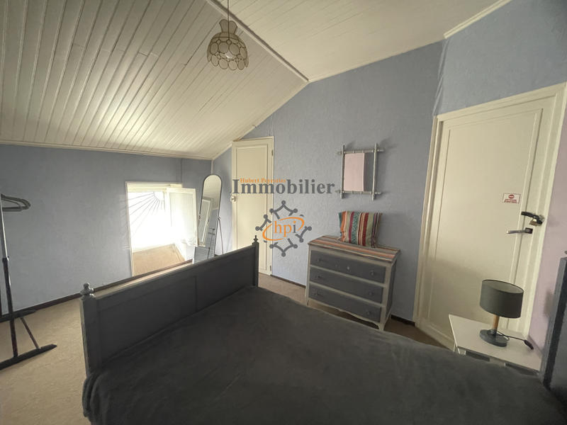 Maison - 159 m² - 11 pièces