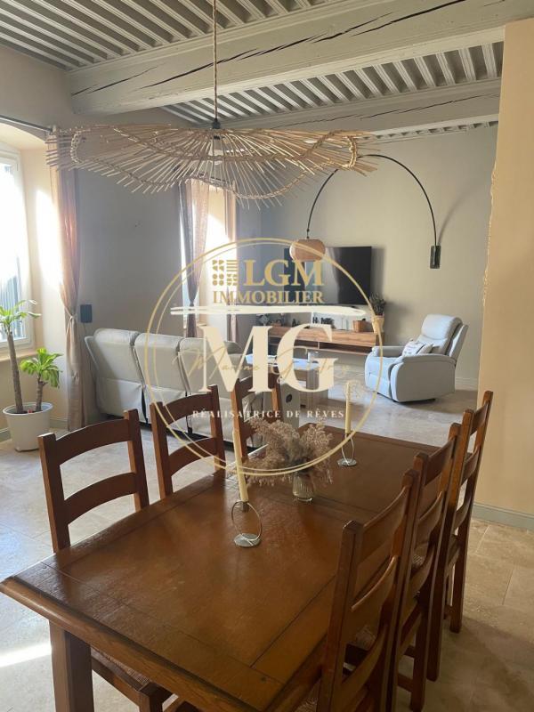 Maison - 185 m² - 6 pièces