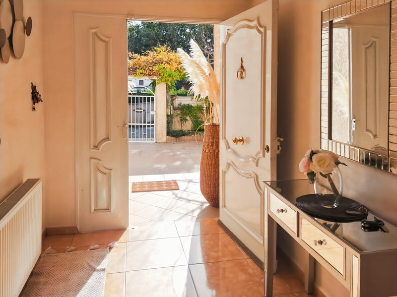 Maison - 267 m² - 5 pièces