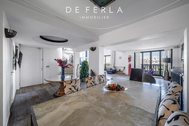 Duplex - 225 m² - 6 pièces