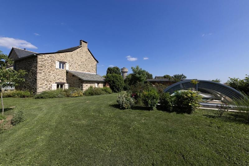 Maison - 251 m² - 11 pièces