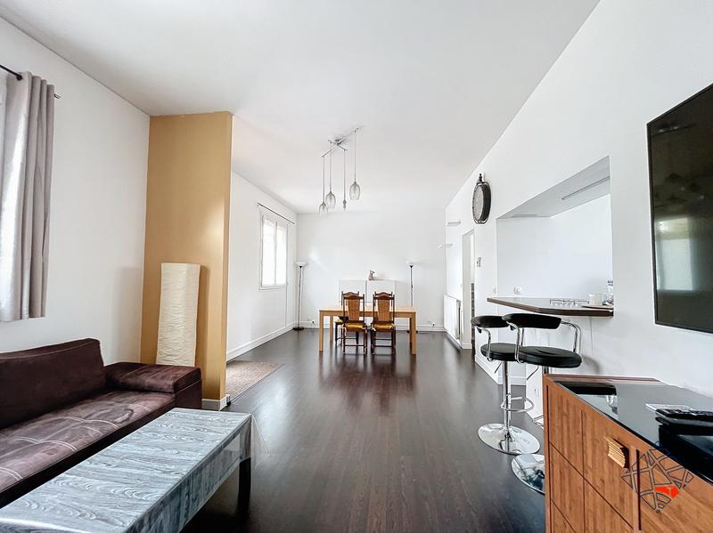 Maison - 91 m² - 5 pièces