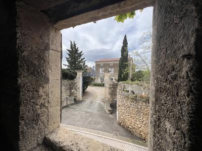 Remise - 132 m² - 1 pièce