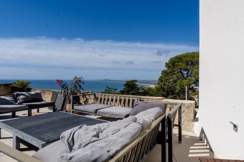 Maison - 178 m² - 5 pièces