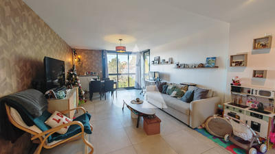 Appartement - 64 m² - 3 pièces