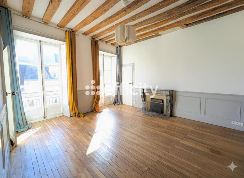 Appartement - 90 m² - 3 pièces