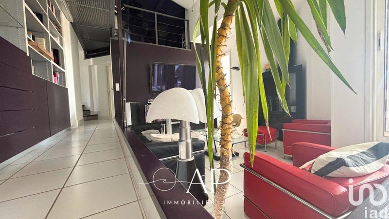 Maison - 223 m² - 5 pièces