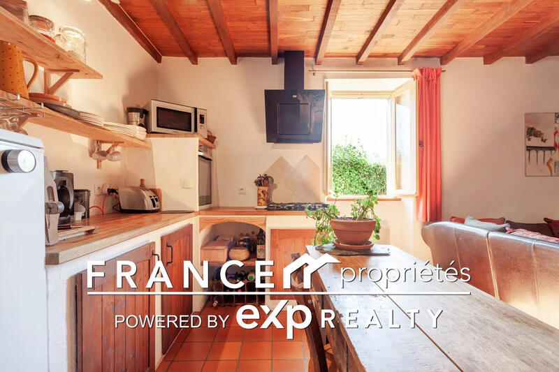 Maison - 223 m² - 7 pièces