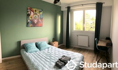 Chambre - 12 m² - 1 pièce