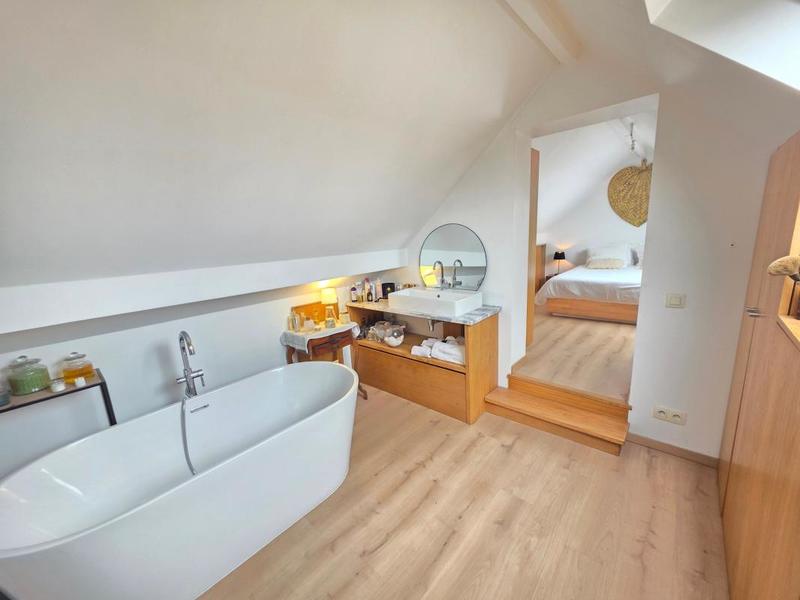 Appartement - 95 m² - 4 pièces