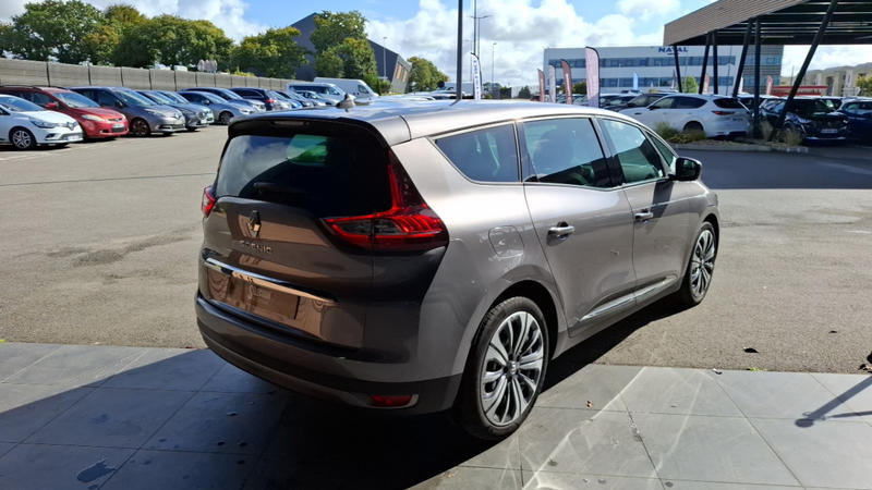 Renault Grand Scénic III Evolution TCe 140 Edc