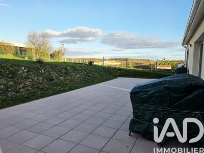 Maison - 106 m² - 5 pièces