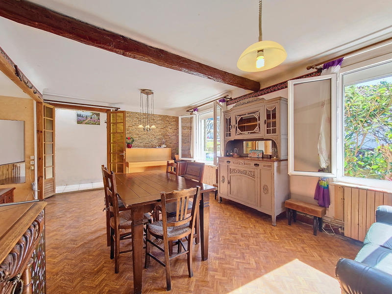 Maison - 193 m² - 7 pièces