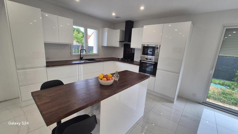 Maison - 107 m² - 5 pièces