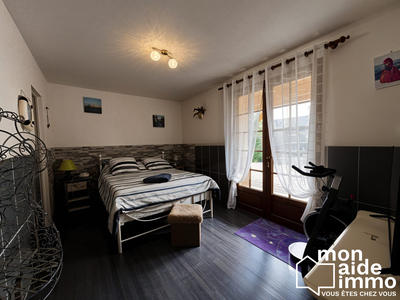 Maison - 158 m² - 5 pièces