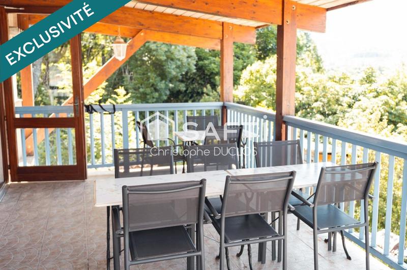 Local commercial - 216 m² - 10 pièces