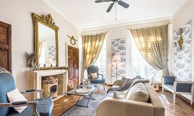 Hôtel particulier - 300 m² - 10 pièces