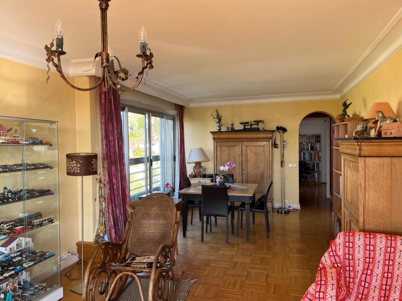 Appartement - 125 m² - 5 pièces