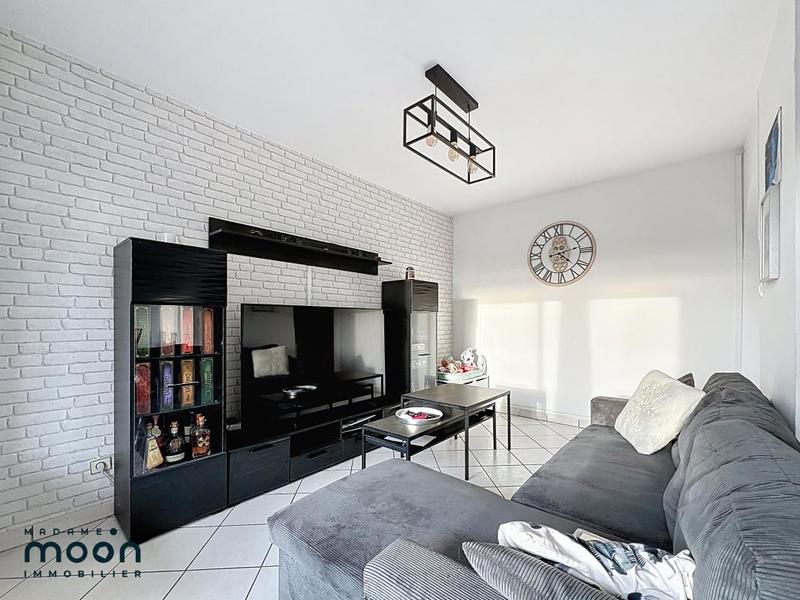 Appartement - 77 m² - 4 pièces