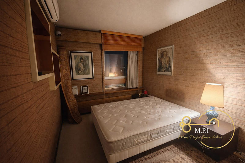 Appartement - 84 m² - 4 pièces