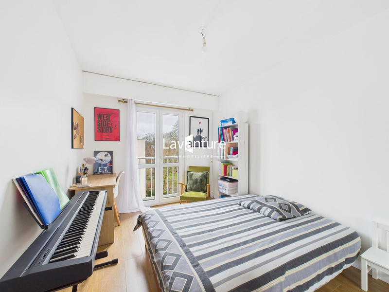 Appartement - 80 m² - 4 pièces