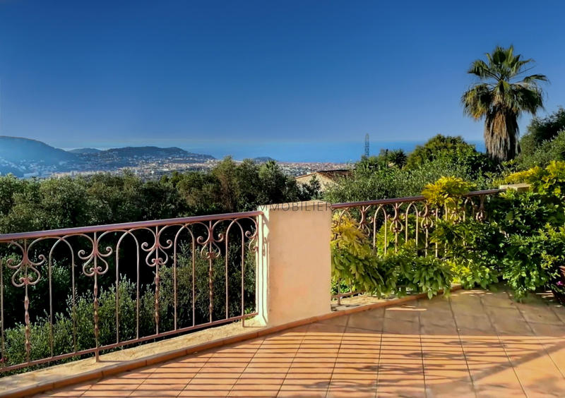 Villa - 158 m² - 4 pièces