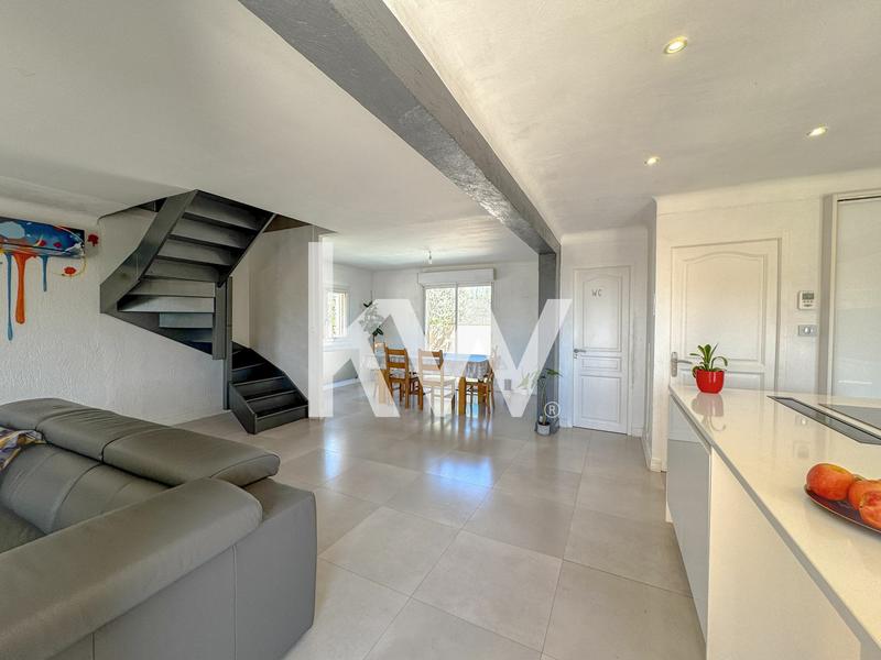 Villa - 122 m² - 6 pièces