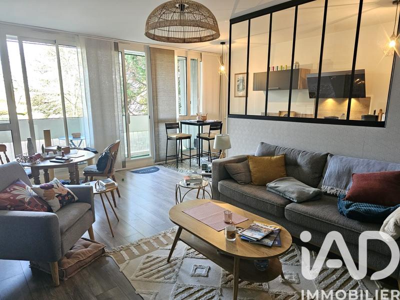 Appartement - 81 m² - 4 pièces