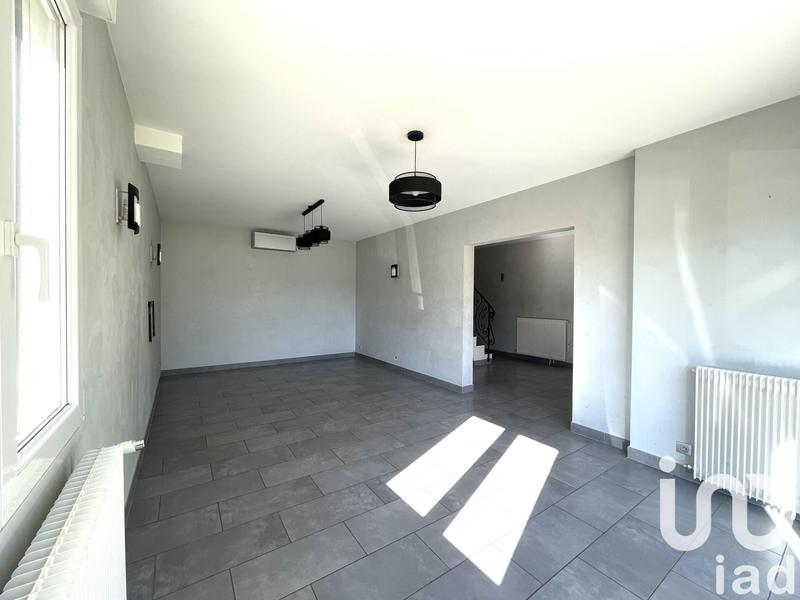 Maison - 179 m² - 8 pièces