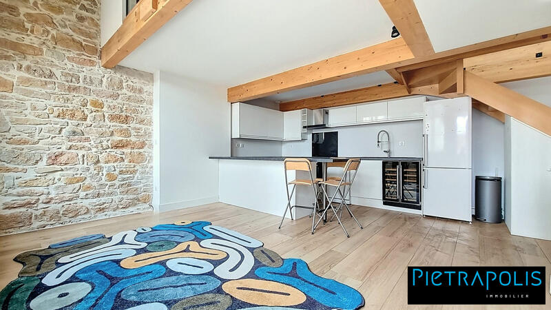Appartement - 86 m² - 5 pièces