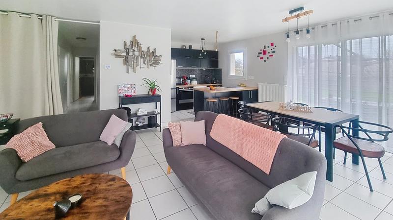 Maison - 93 m² - 4 pièces