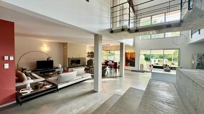 Corps de ferme - 292 m² - 8 pièces