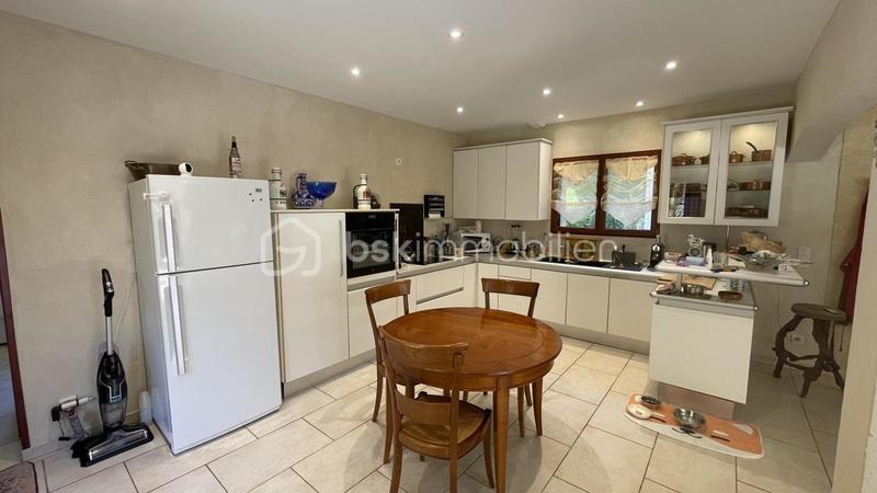 Maison - 178 m² - 6 pièces