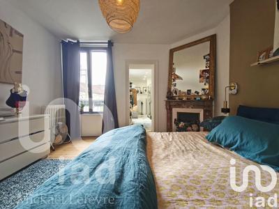 Maison de ville - 200 m² - 10 pièces