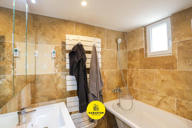 Maison - 81 m² - 3 pièces