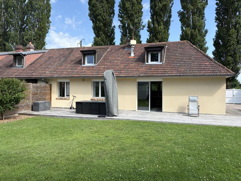 Maison contemporaine - 95 m² - 5 pièces