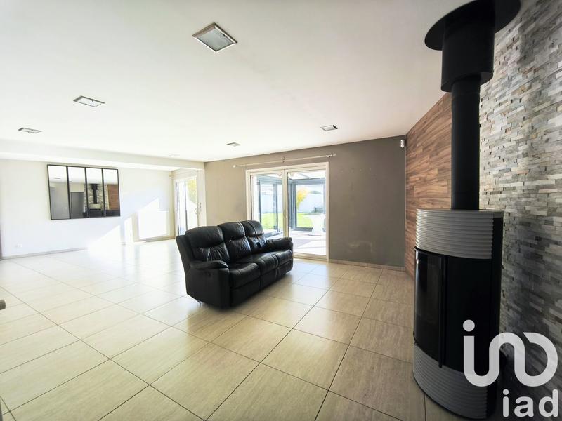 Maison - 223 m² - 6 pièces